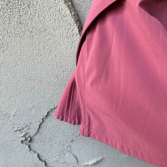 Lululemon Play off the Pleats Skirt Cherry Tint Size 10 - Picture 7 of 7